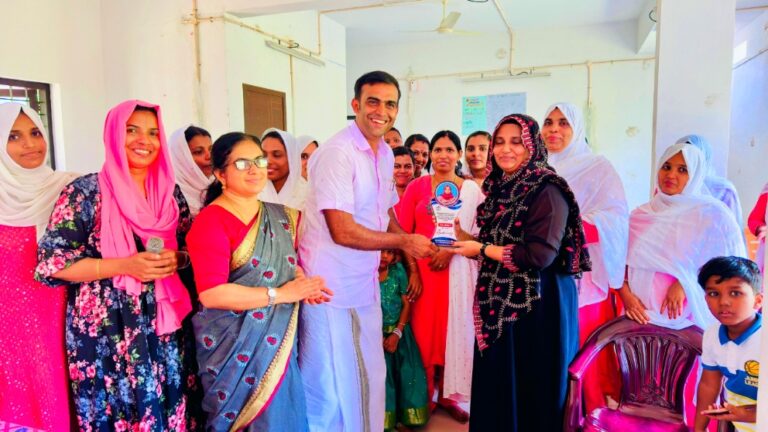 സൗജന്യ അസിസ്റ്റന്റ് ഡ്രസ്സ് മേക്കേഴ്സ് പൂർത്തിയാക്കിയ വനിതകൾക്ക് സെന്റോഫ് നൽകി